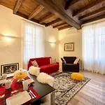 Luxrent Apartment Castello